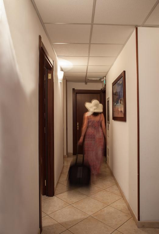 Hotel La Terrazza Cagliari Kültér fotó