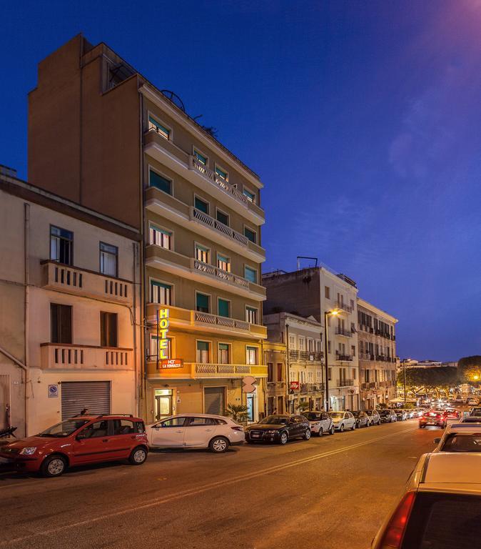 Hotel La Terrazza Cagliari Kültér fotó