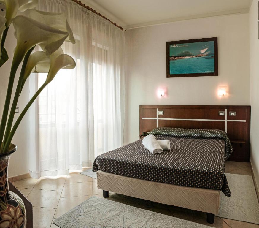 Hotel La Terrazza Cagliari Szoba fotó