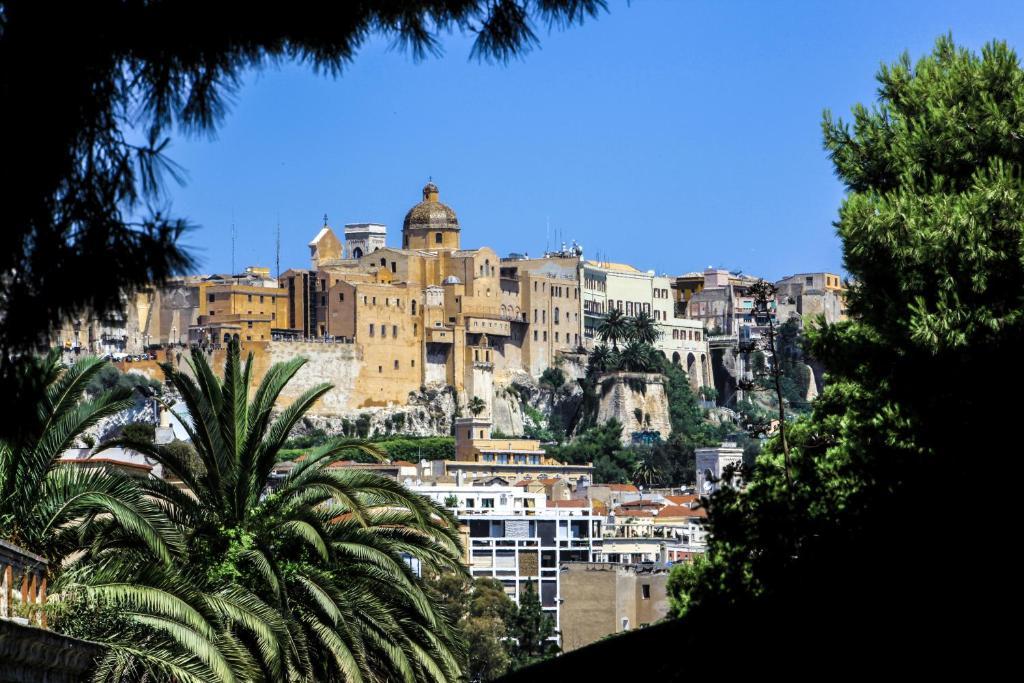 Hotel La Terrazza Cagliari Kültér fotó